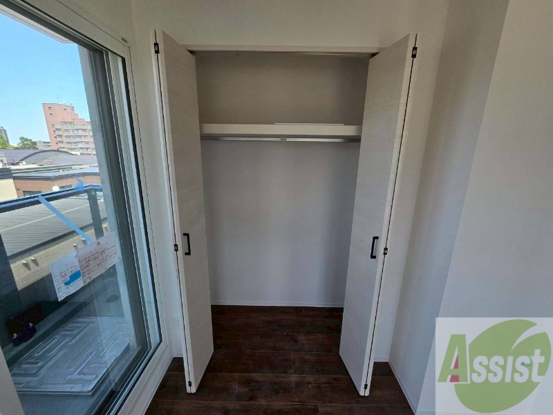 収納　収納もバッチリあるのでお部屋が片付きますよ！