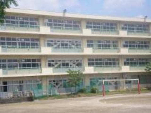 小学校　町田市立つくし野小学校（小学校）まで494m