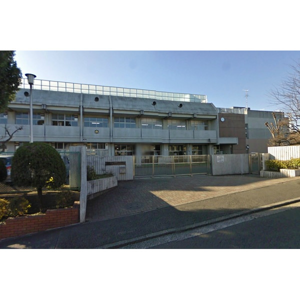 中学校　横浜市立緑が丘中学校（中学校）まで317m