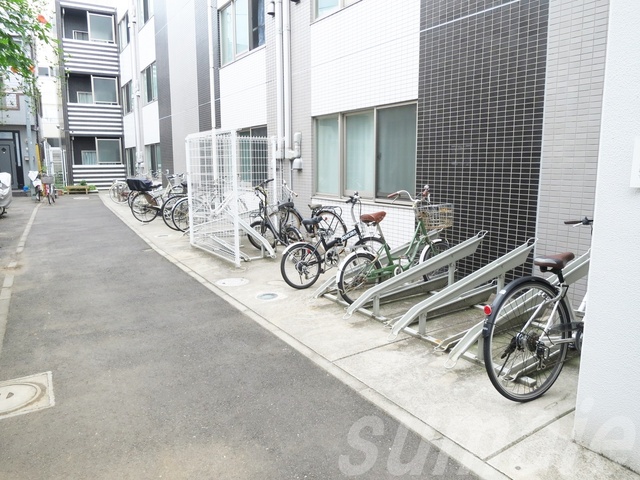 その他共有部分　駐輪場です★