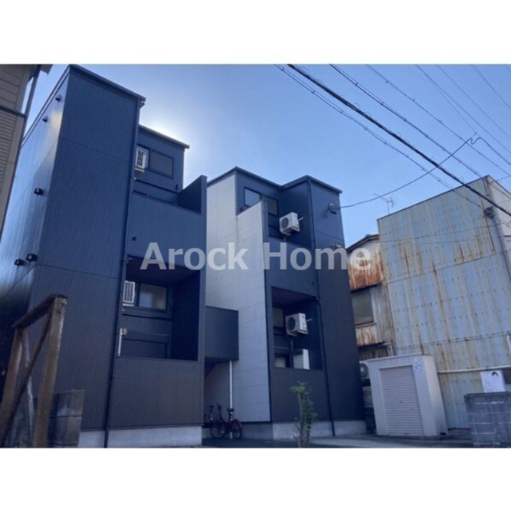 建物外観　落ち着いた雰囲気の外観です