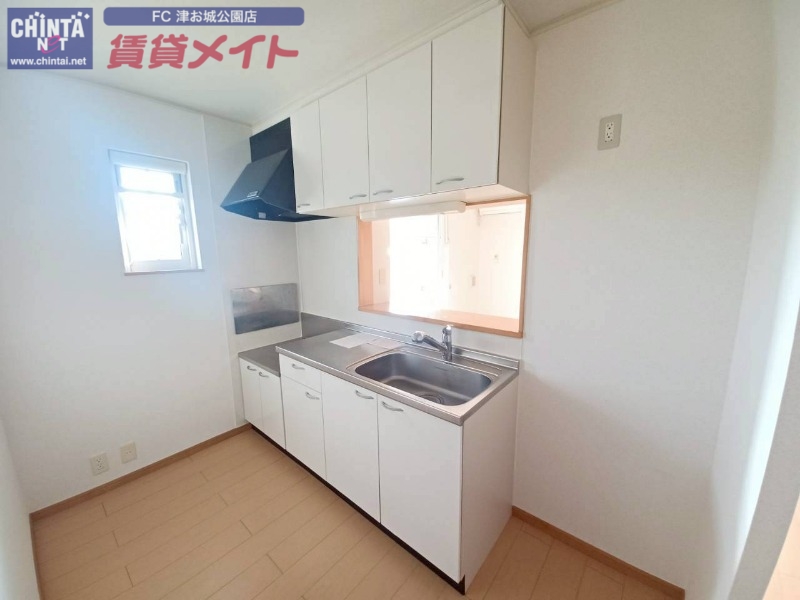 キッチン　同タイプの部屋写真です
