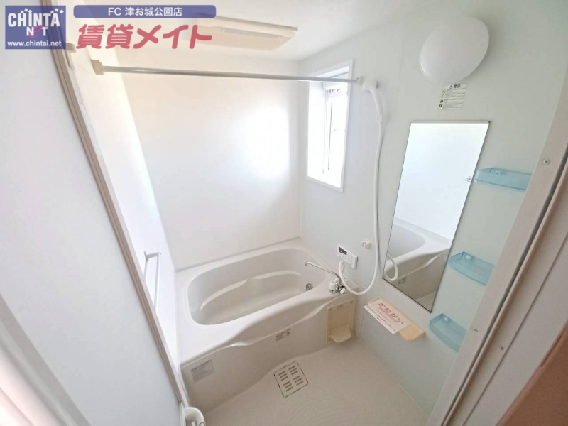 バス・シャワールーム　同タイプの部屋写真です