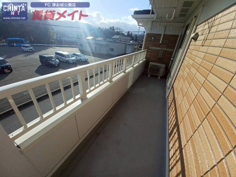 バルコニー　同タイプの部屋写真です