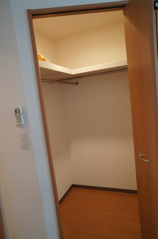 収納　ウォークインクローゼット