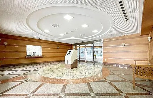 ロビー　クレッセント品川