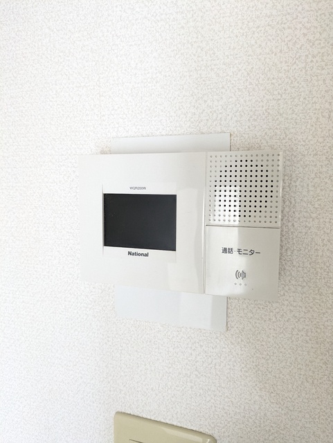 セキュリティ　突然の来客にも安心のＴＶモニター付きドアホン