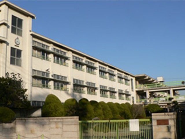 小学校　万寿小学校（小学校）まで1800m