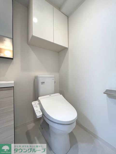 トイレ　※写真は同タイプ住戸です。
