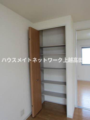収納　クローゼット