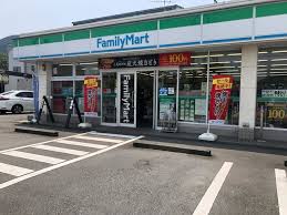 コンビニ　ファミリーマート静岡牧ケ谷店（コンビニ）まで520m
