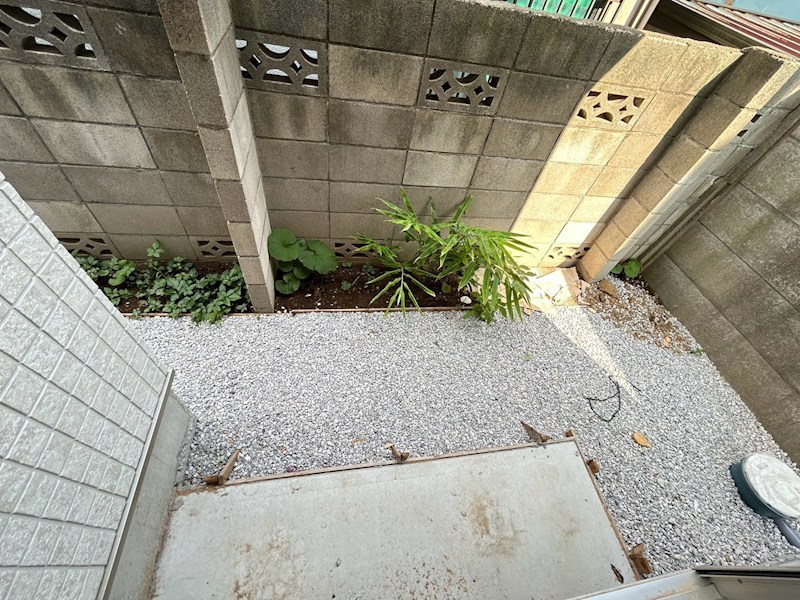 バルコニー　庭