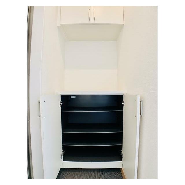収納　シューズボックス完備。