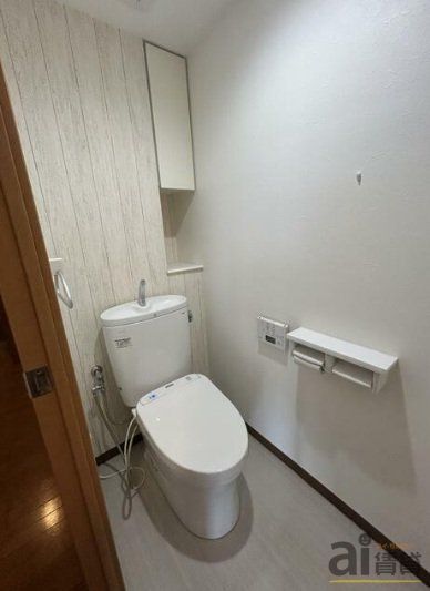 トイレ　※同仕様写真