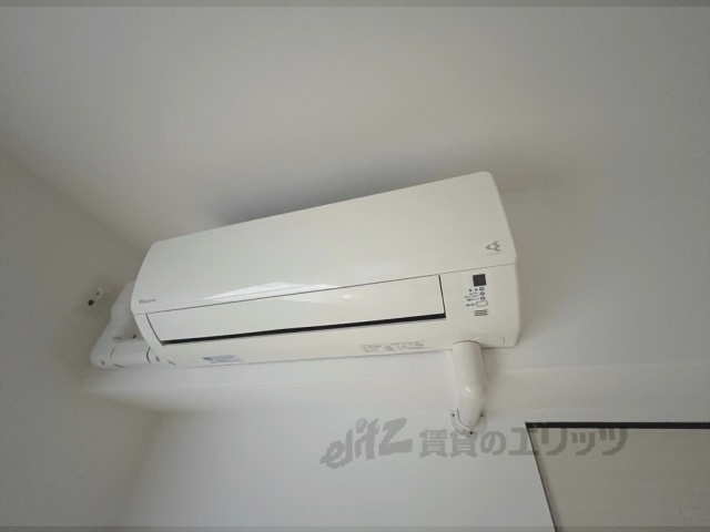 その他設備　給湯器リモコン
