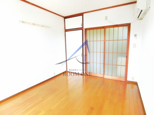 居室・リビング　洋室のお部屋です。