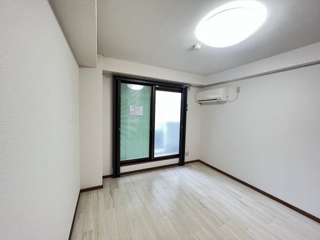 居室・リビング　写真は同マンション別部屋