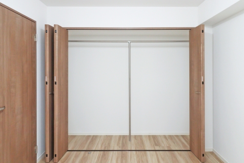収納　建築中、１階の写真です。