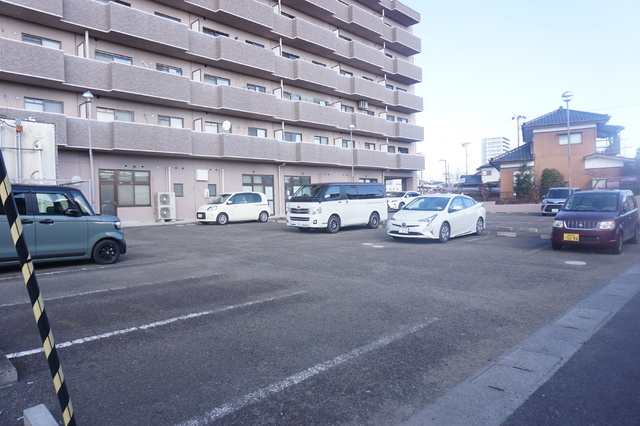 駐車場　敷地内駐車場です★※要空確認