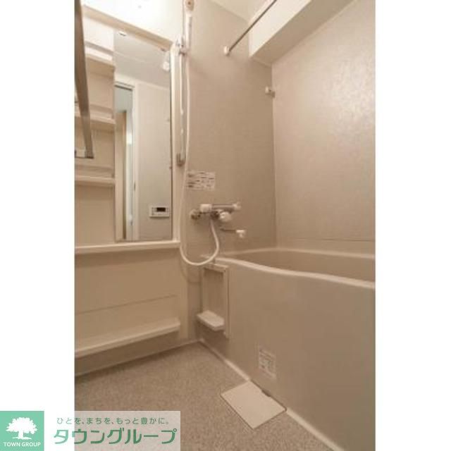 バス・シャワールーム　※写真は同タイプ住戸です。