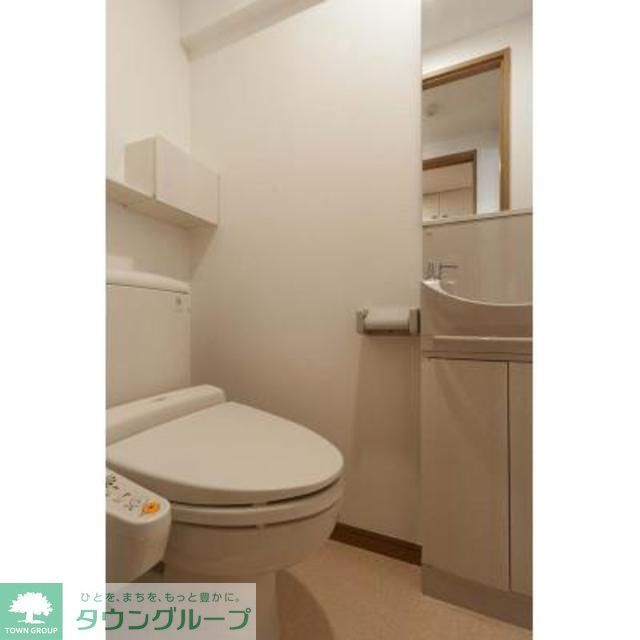 トイレ　※写真は同タイプ住戸です。