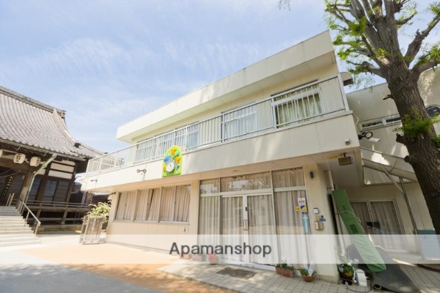 幼稚園・保育園　若草幼稚園（幼稚園・保育園）まで127m