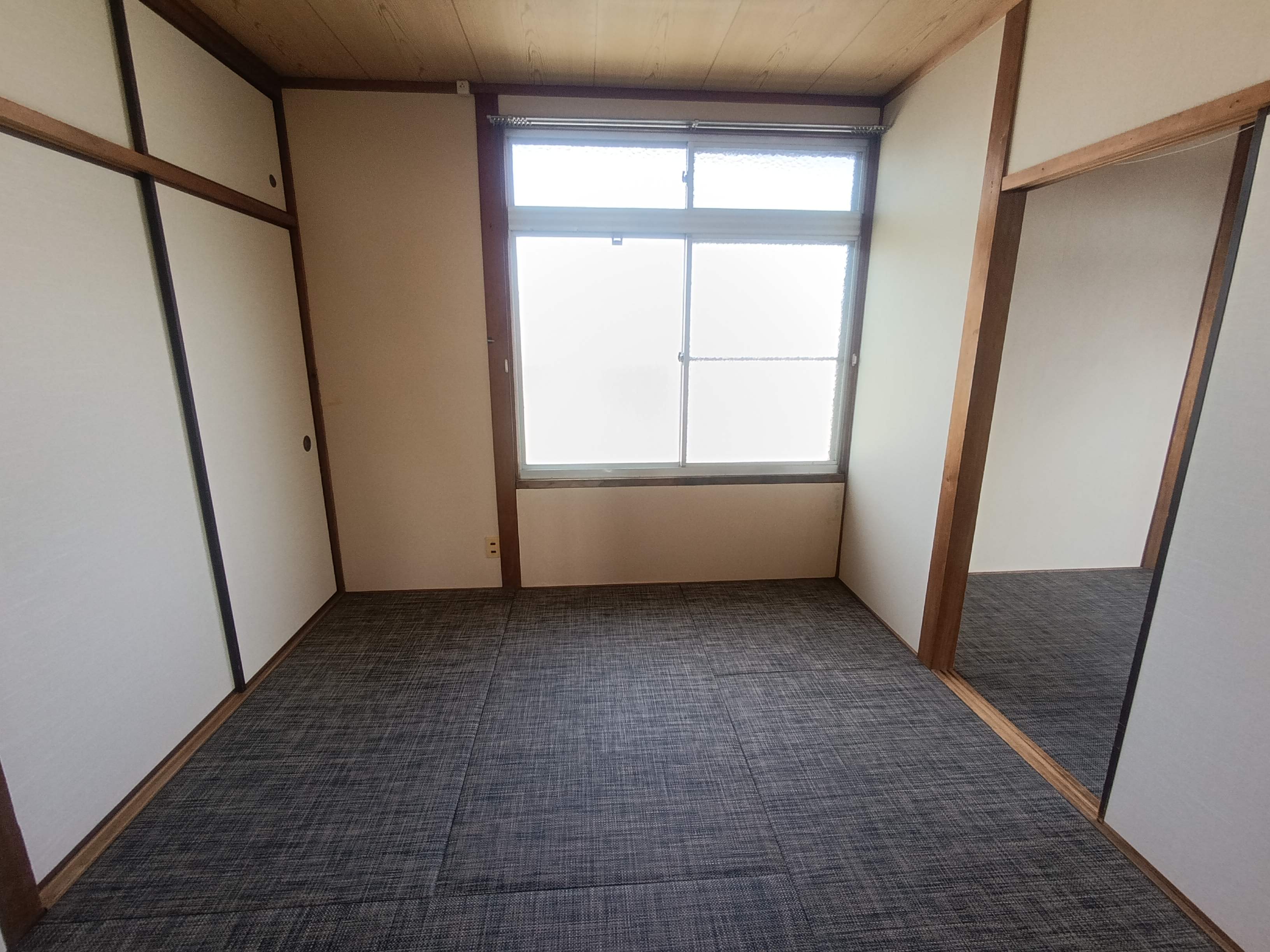 国庁マンションの居間写真