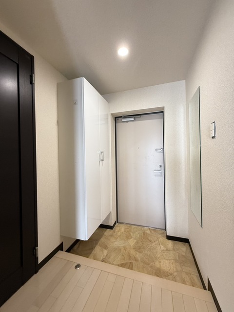 玄関　別部屋参考写真です