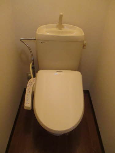 トイレ　トイレもきれいです
