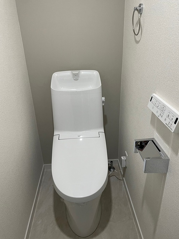 トイレ　別部屋参考写真