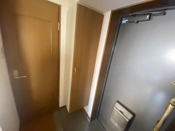 玄関　※別部屋の写真です