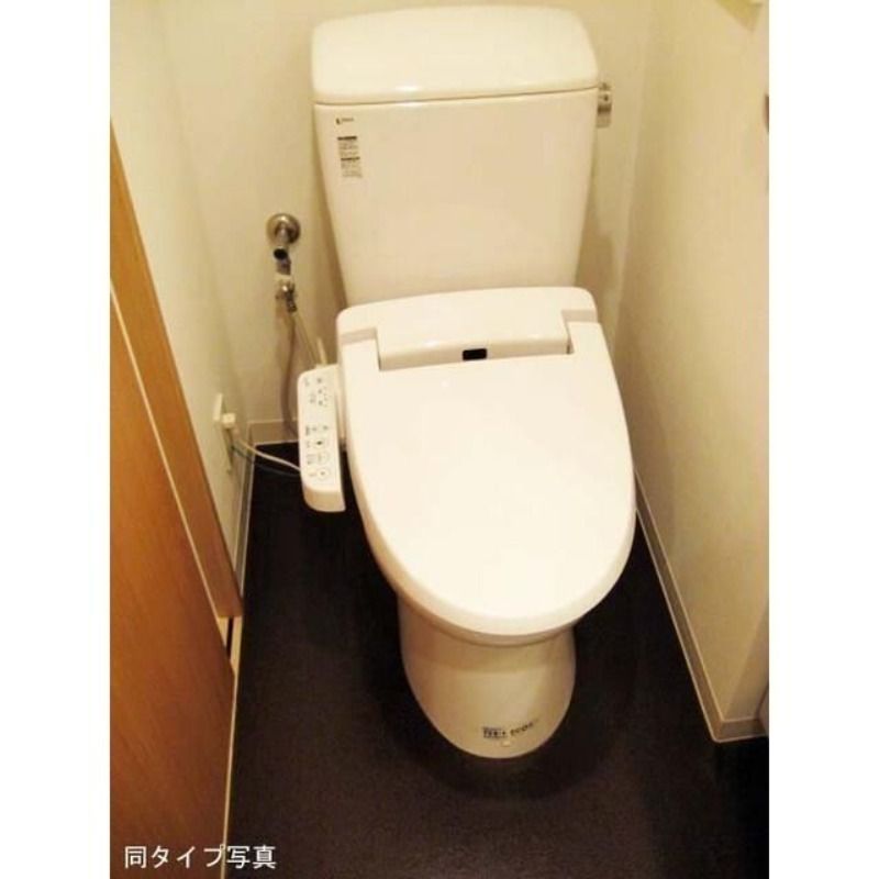 トイレ　コンフォリア浅草松が谷