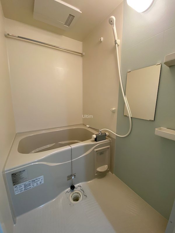 バス・シャワールーム　別のお部屋の写真ですが参考までに