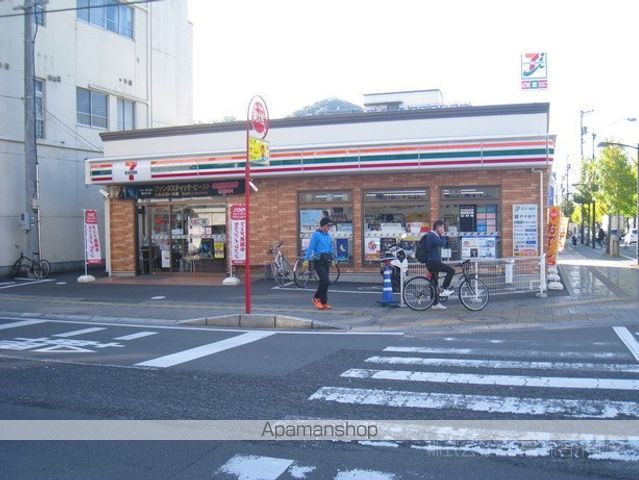 コンビニ　セブンイレブン（コンビニ）まで164m