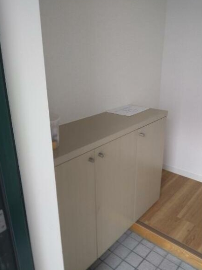 玄関　玄関にはシューズBOXあり☆
