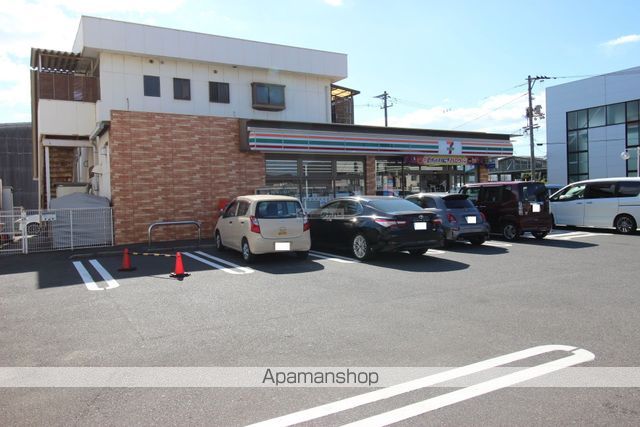コンビニ　セブン－イレブン福山手城店（コンビニ）まで646m