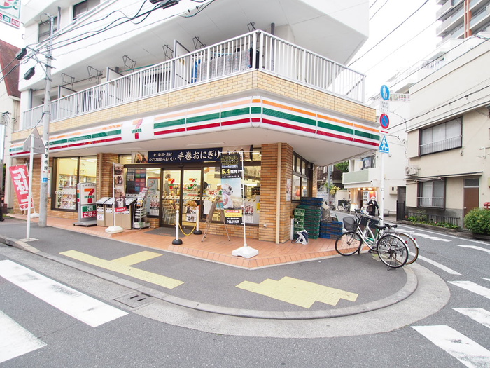 コンビニ　セブンイレブン（コンビニ）まで265m