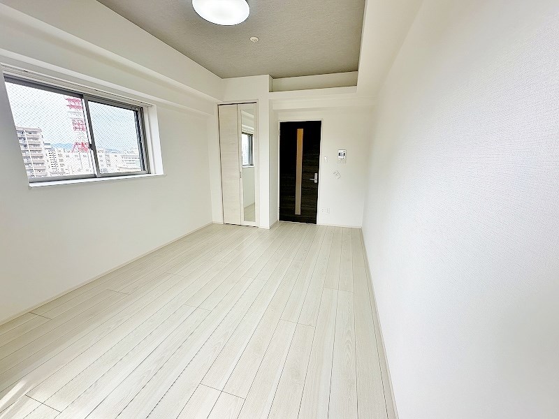 その他部屋・スペース　★洋室8帖★