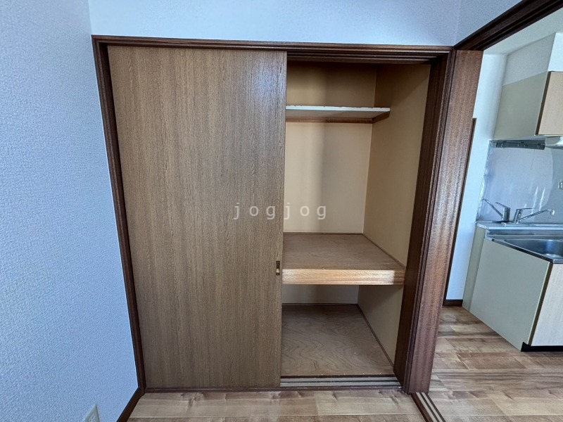 収納　収納が大きく、たくさんものが入ります。