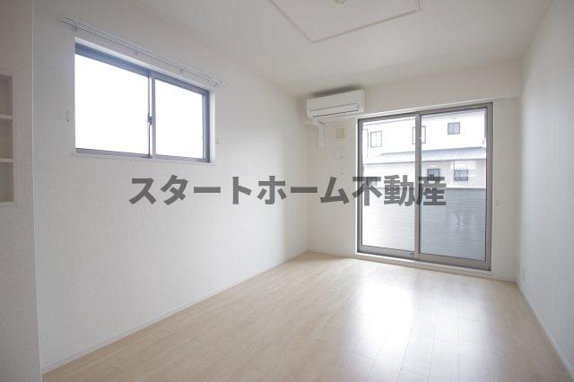 居室・リビング　使いやすい居間です