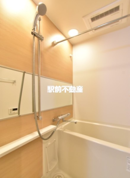 バス・シャワールーム　※同マンション別部屋