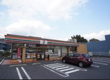コンビニ　セブンイレブン戸田氷川町１丁目店（コンビニ）まで482m