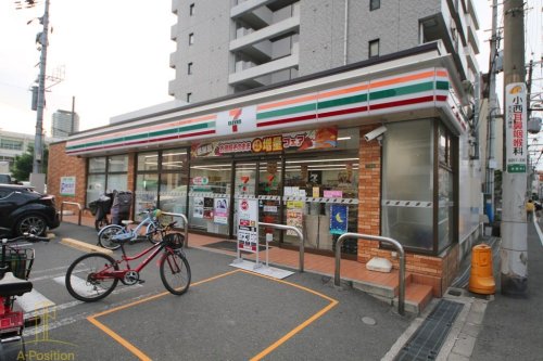コンビニ　セブンイレブン 大阪本庄西2丁目店（コンビニ）まで372m