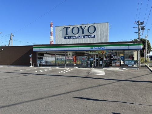 コンビニ　ファミリーマート　四日市茂福店（コンビニ）まで407m