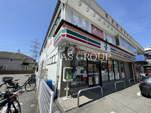 コンビニ　セブン-イレブン 稲城大丸東店（コンビニ）まで394m