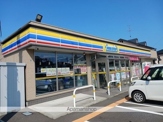 コンビニ　ミニストップ　売市２丁目店（コンビニ）まで700m