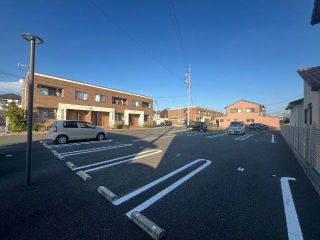 駐車場　外観写真（昼）