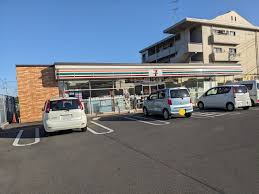 コンビニ　セブンイレブン 高松仏生山店（コンビニ）まで202m