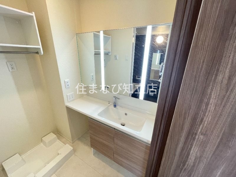 洗面設備　同型タイプ