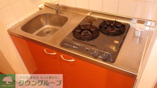 キッチン　システムキッチン（2口ガスコンロ）